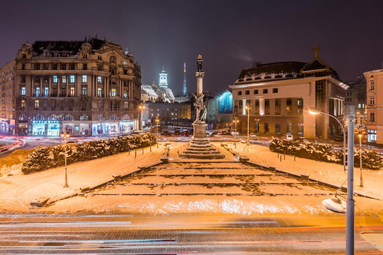 Romari Площа Міцкевича Leopoli Esterno foto